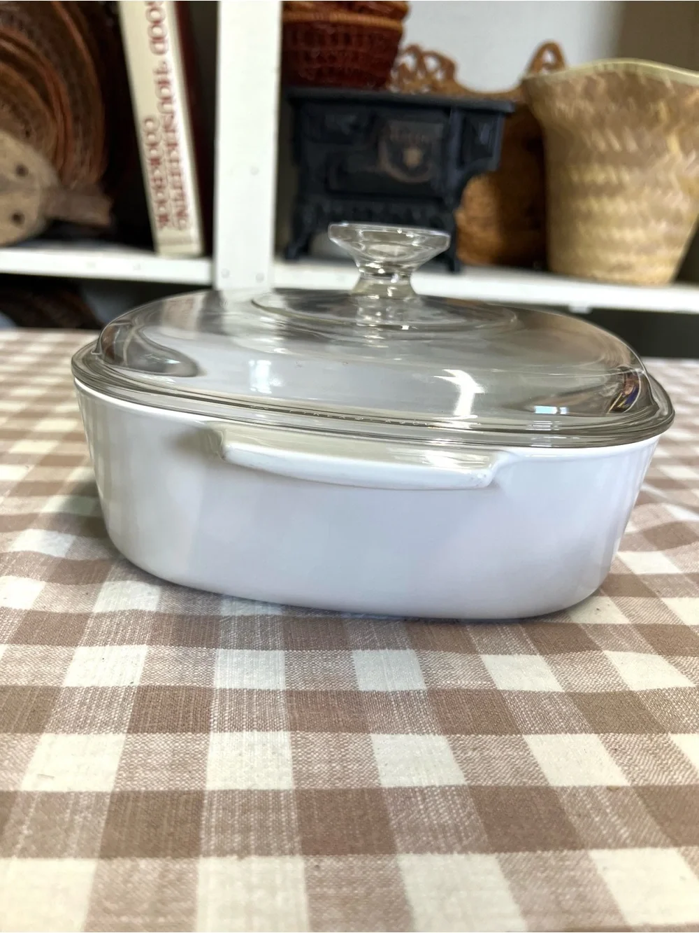 Vintage Corningware blue dusk casserole dish 2L glass lid cookware